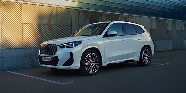 Fokusmodelle_Q3_BMW_iX1